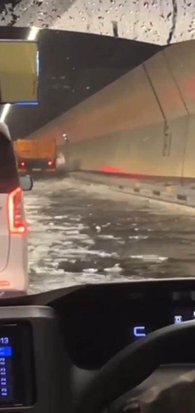 黑雨|紅隧水浸(網上圖片)