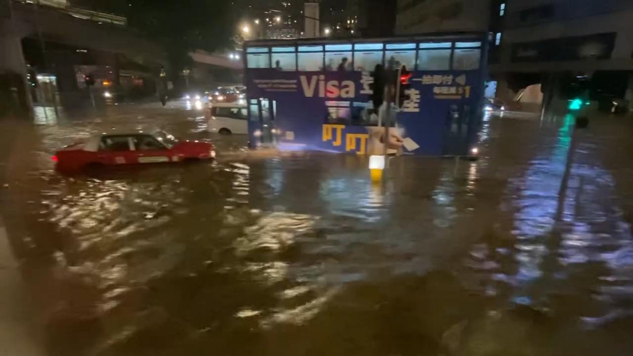 停車場水浸車輛遭殃 保險業界拆解點先有得賠償?
