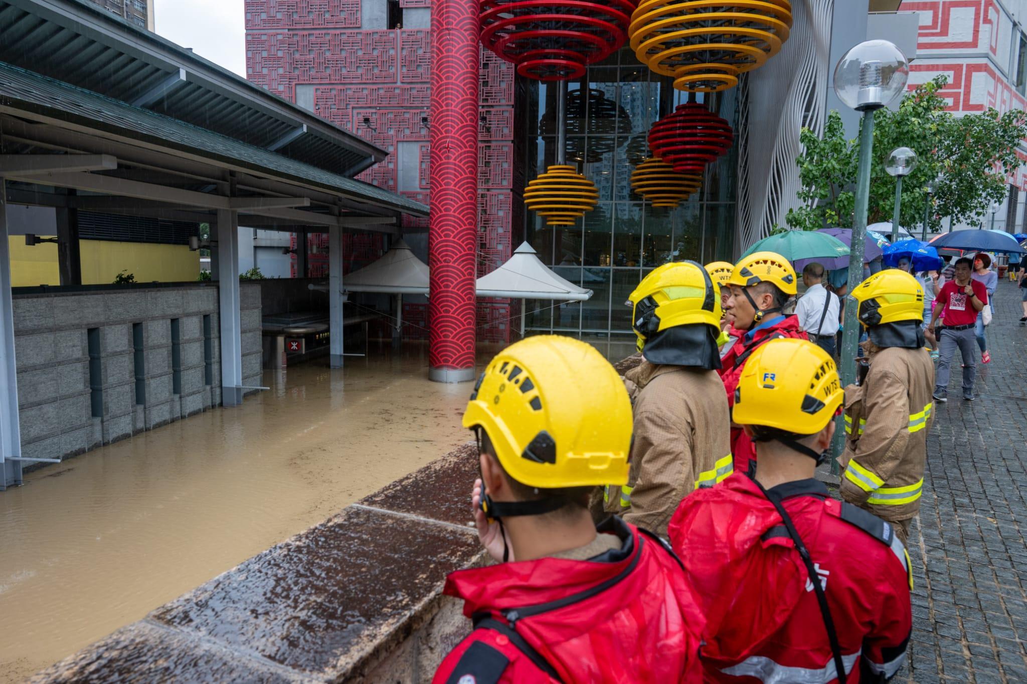 世紀暴雨|領展:正與商戶商討黃大仙北館租金 由保險公司點算租戶損失(資料圖片/陳奕釗攝)
