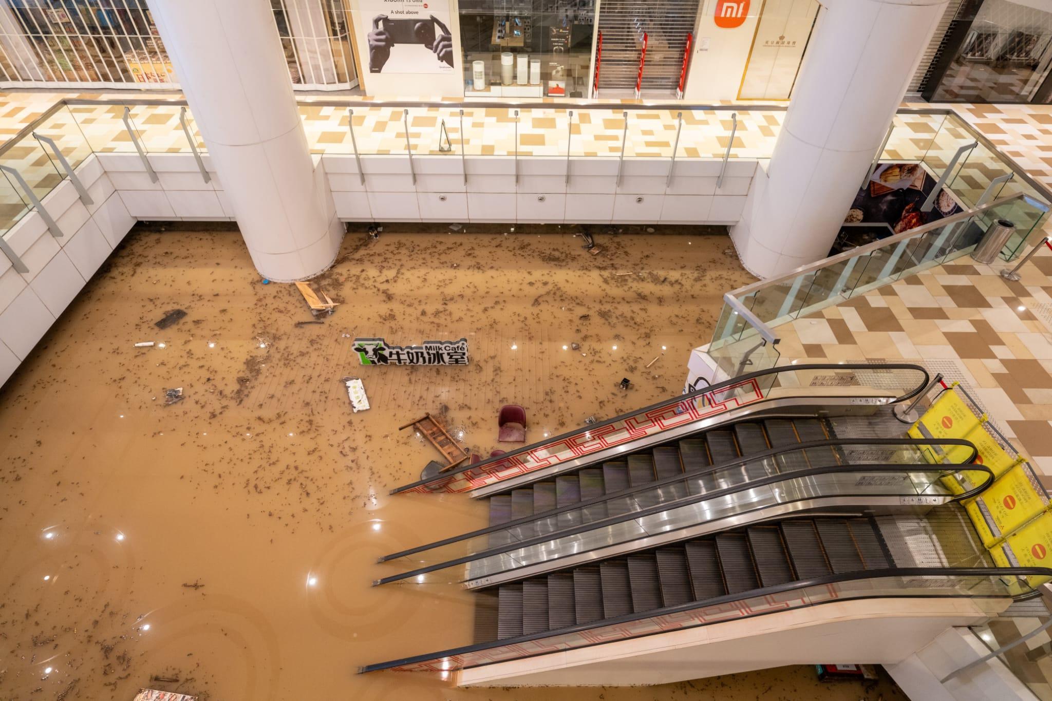黑雨|梁榮武:不可再「馬照跑、舞照跳」 否則世界末日(陳奕釗攝)