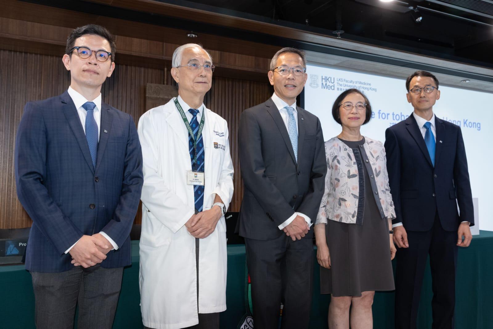 控煙|六成中學生在家接觸二、三手煙,港大醫學院倡2030年全面禁煙。(蘇文傑攝)