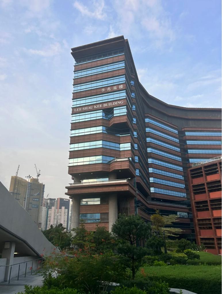 內地生來港讀理工大學的碩士,但一星期已想退學。(圖片來源:小紅書)