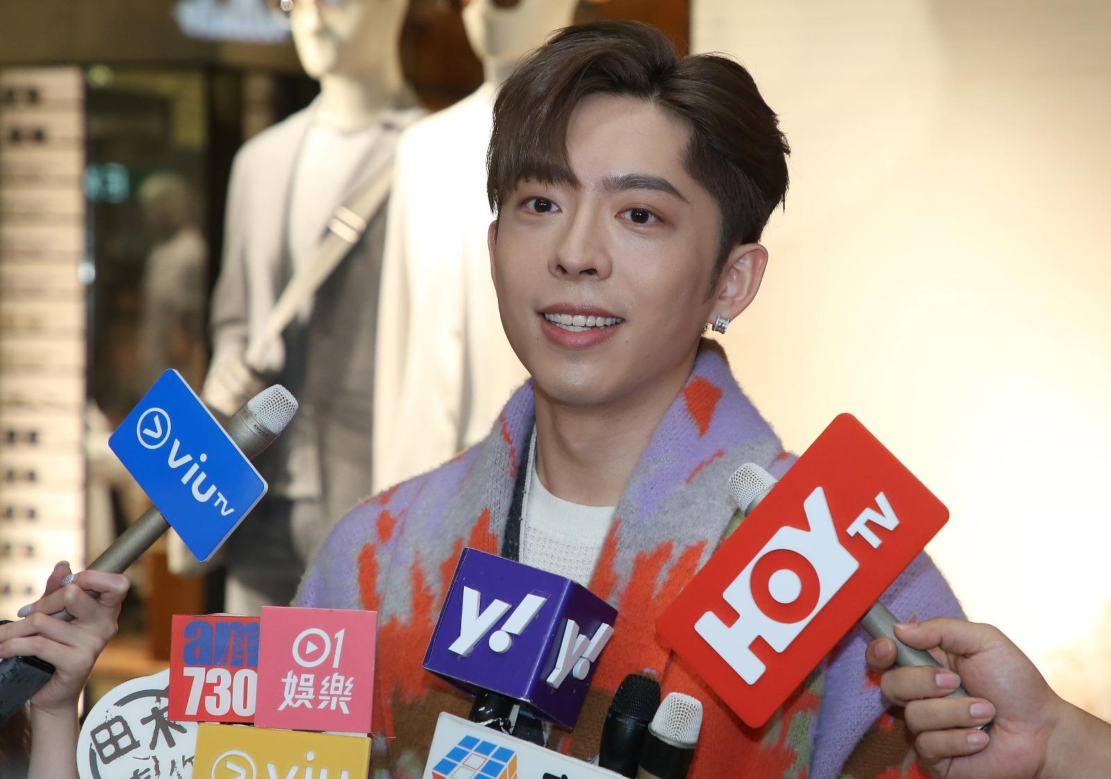 Edan呂爵安出席時裝品牌發布活動,接受傳媒訪問。(董立華攝)