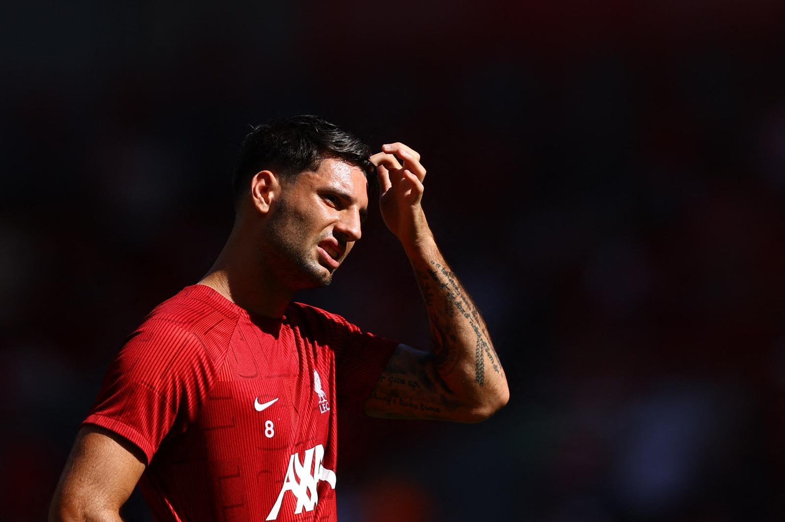 蘇保斯拉爾現年22歲,今季已在英超及聯賽盃開齋。