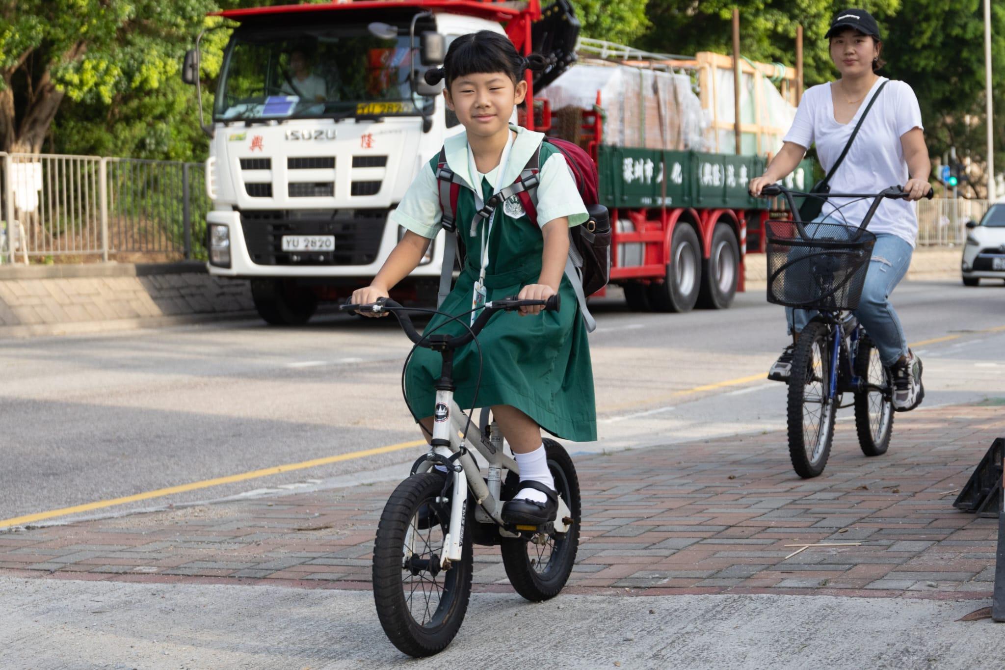 全港中小學及幼稚園的開學日今日開學。(蘇文傑攝)