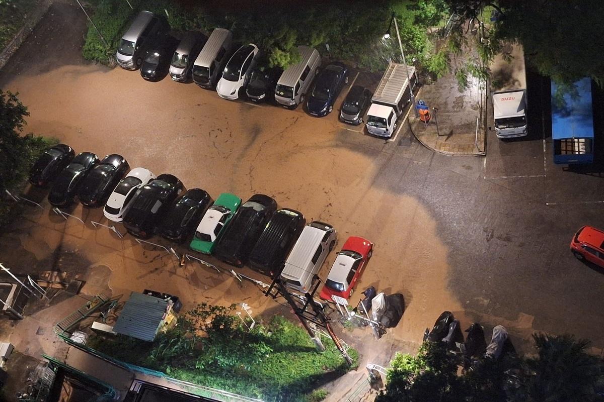 魚角停車場晚上水浸。(網民Ting Ting@FB群組「大埔 TAI PO」)