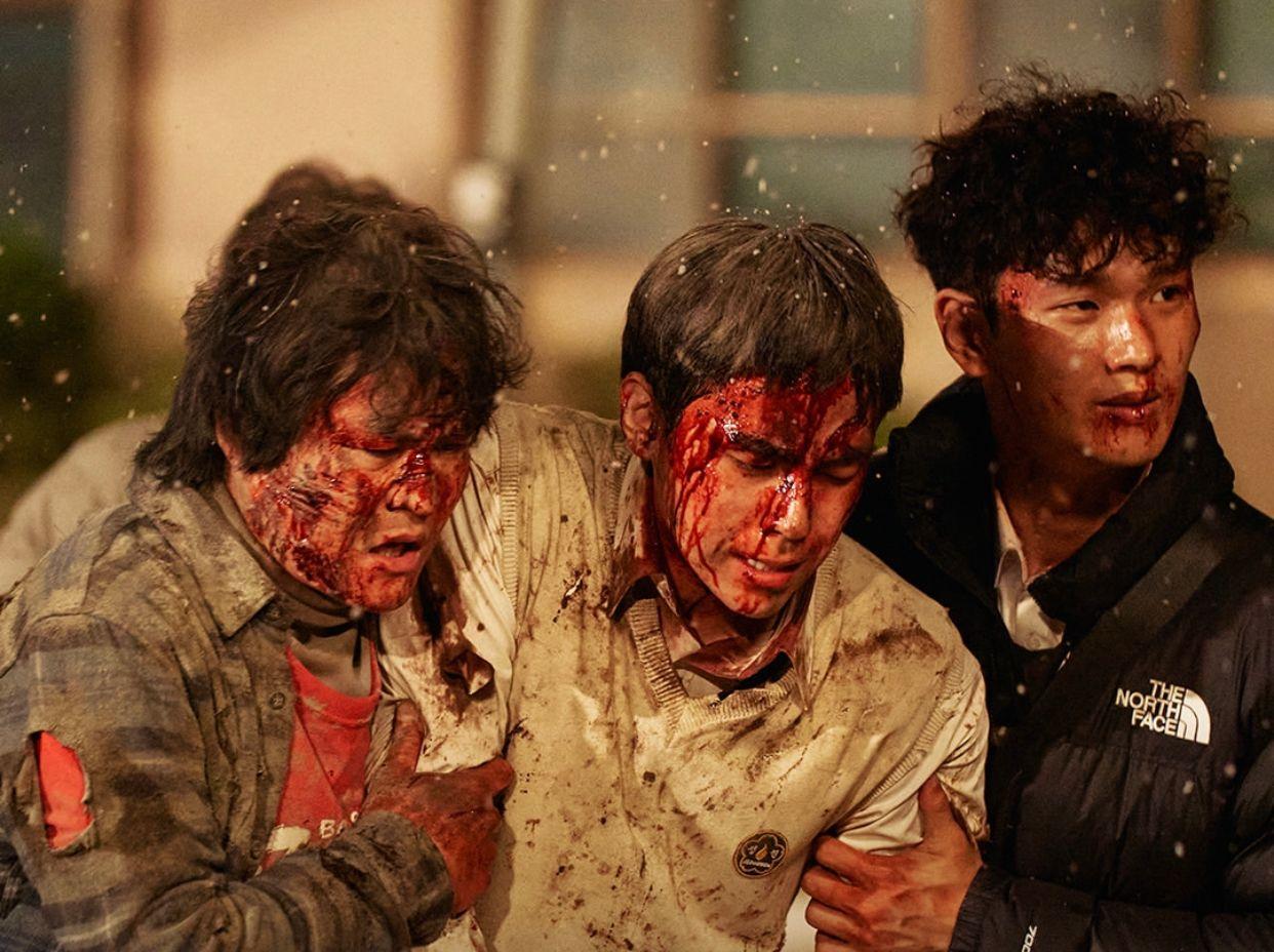 Disney+官方今日發布《Moving超異能族》多張劇照造勢。