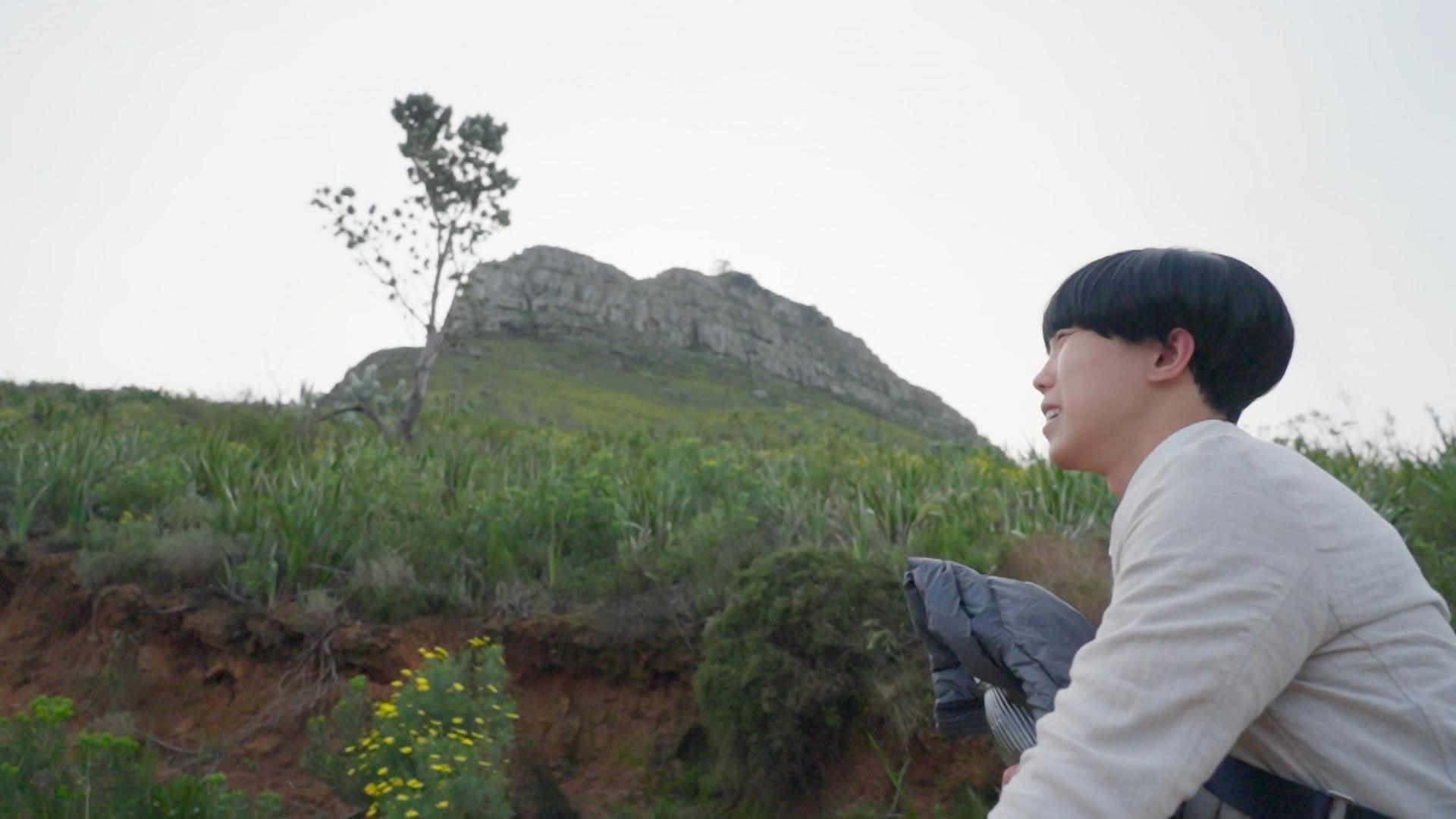 Marco與程人富主持《無制限探險隊》,自覺好無所事事,缺乏存在感。