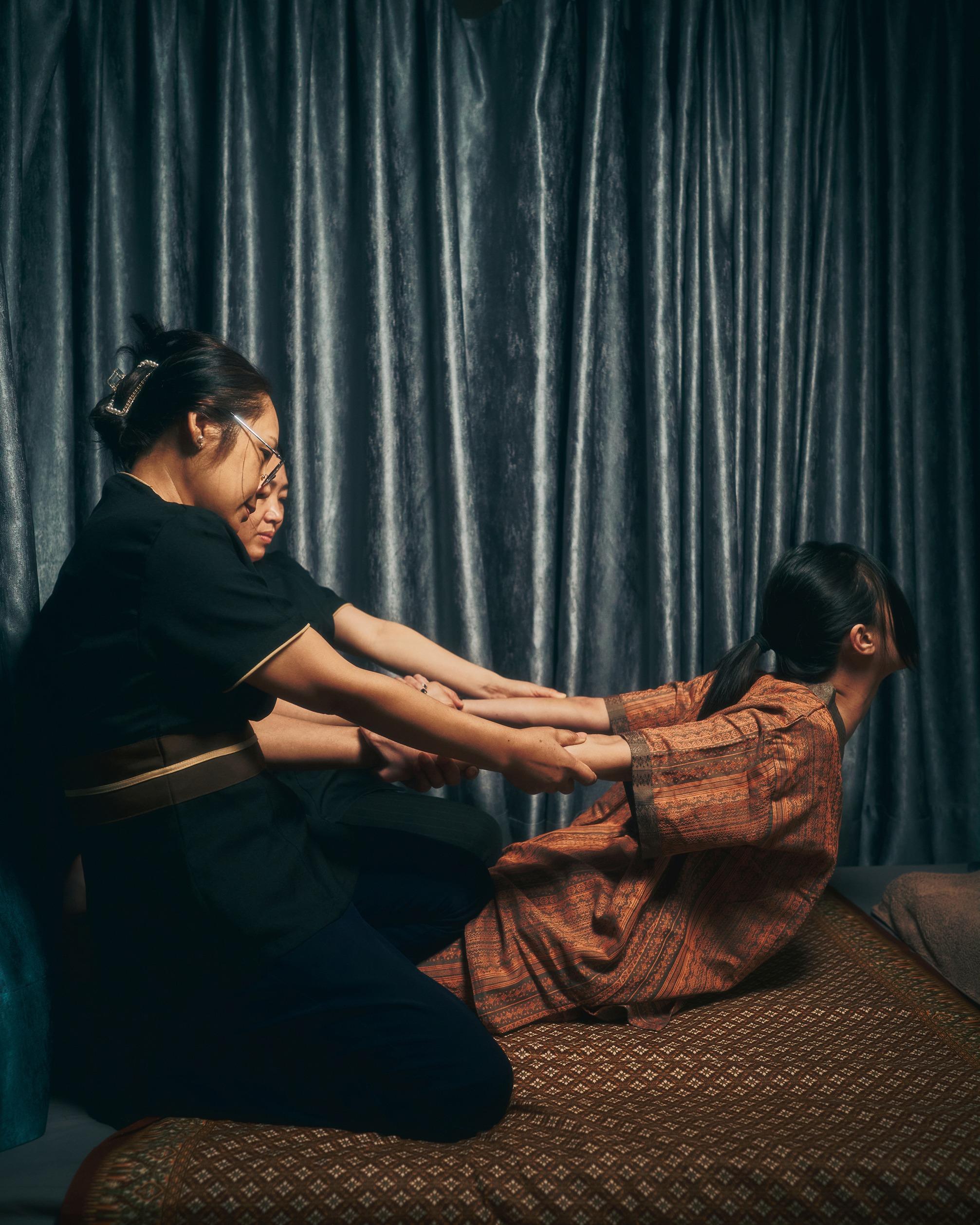 泰式按摩店Modern Thai|王牌四手古法泰式按摩 $880/60分鐘