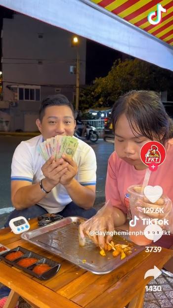 老闆拿著獎金打氣。(互聯網)