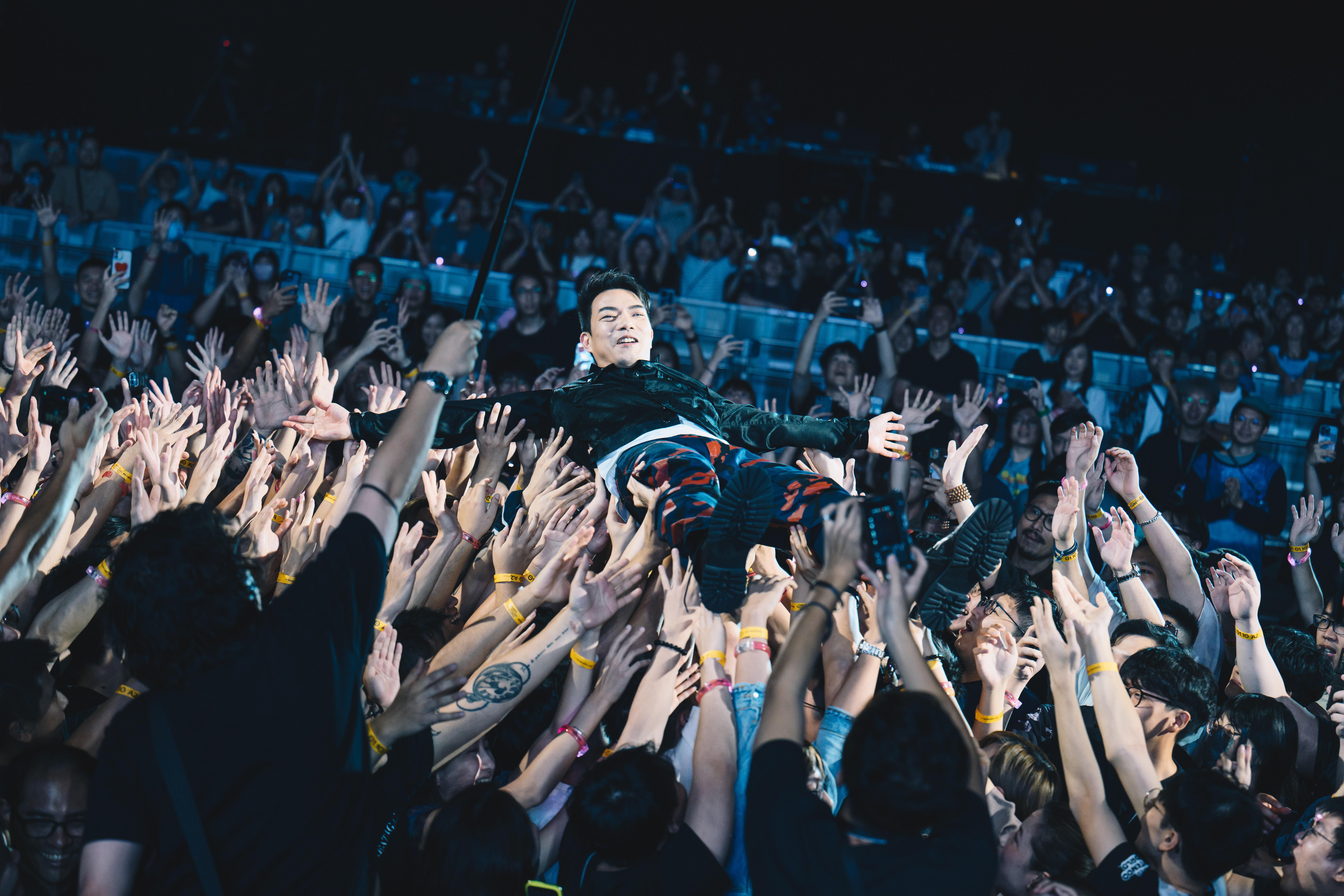 ToNick獻唱六首歌曲,為《未來音樂祭》尾場炒熱全場氣氛。