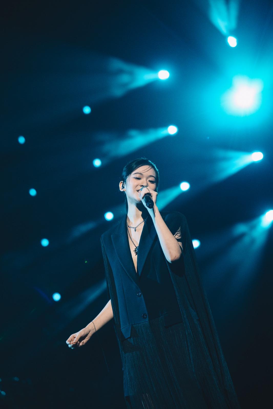 雲浩影大讚現場氣氛熱烈,笑言為是晚演出緊張到失眠。