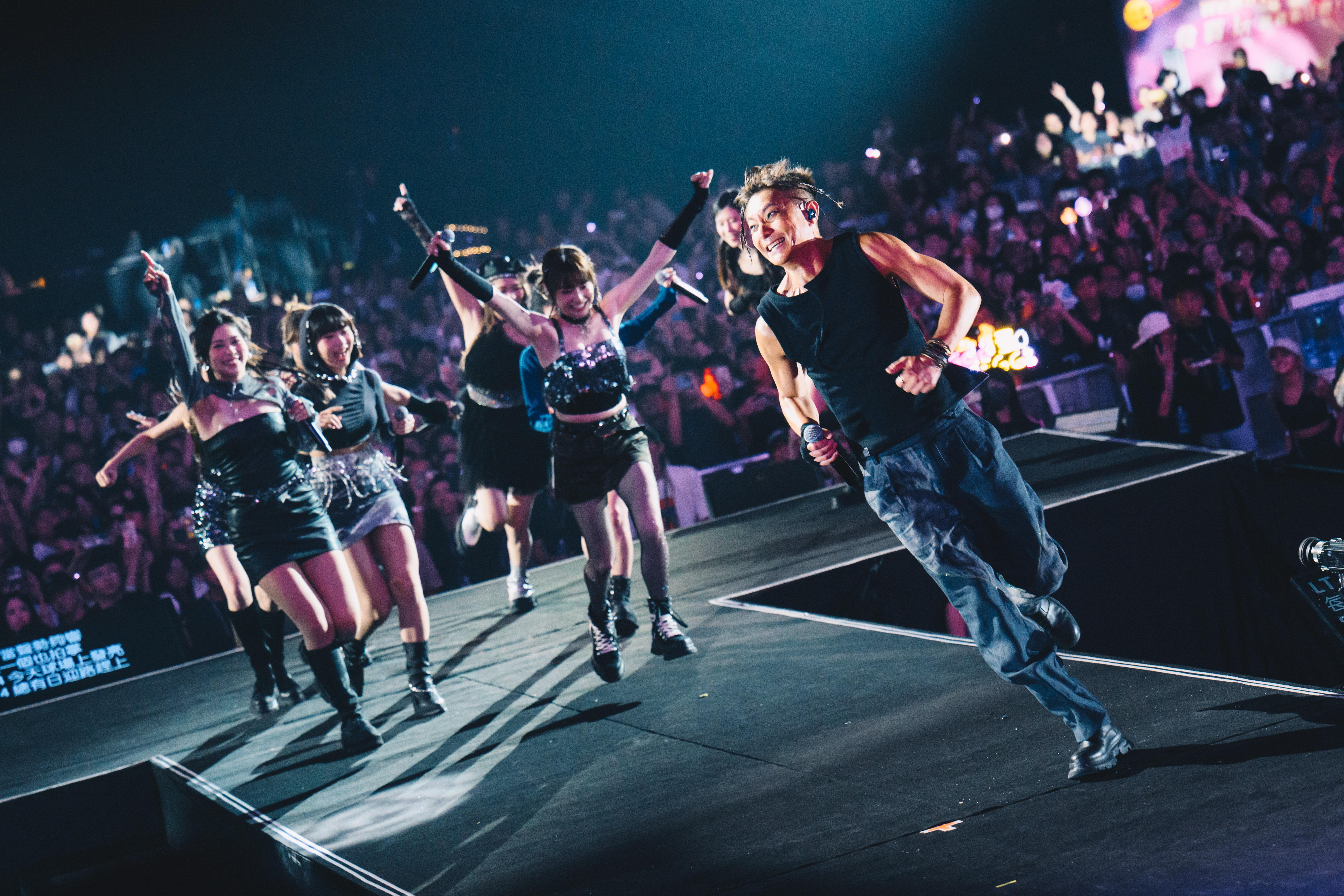 周國賢與Lolly Talk帶動氣氛,周國賢於在台上鼓勵音樂人只要用心造音樂,一定會有它的溫度。