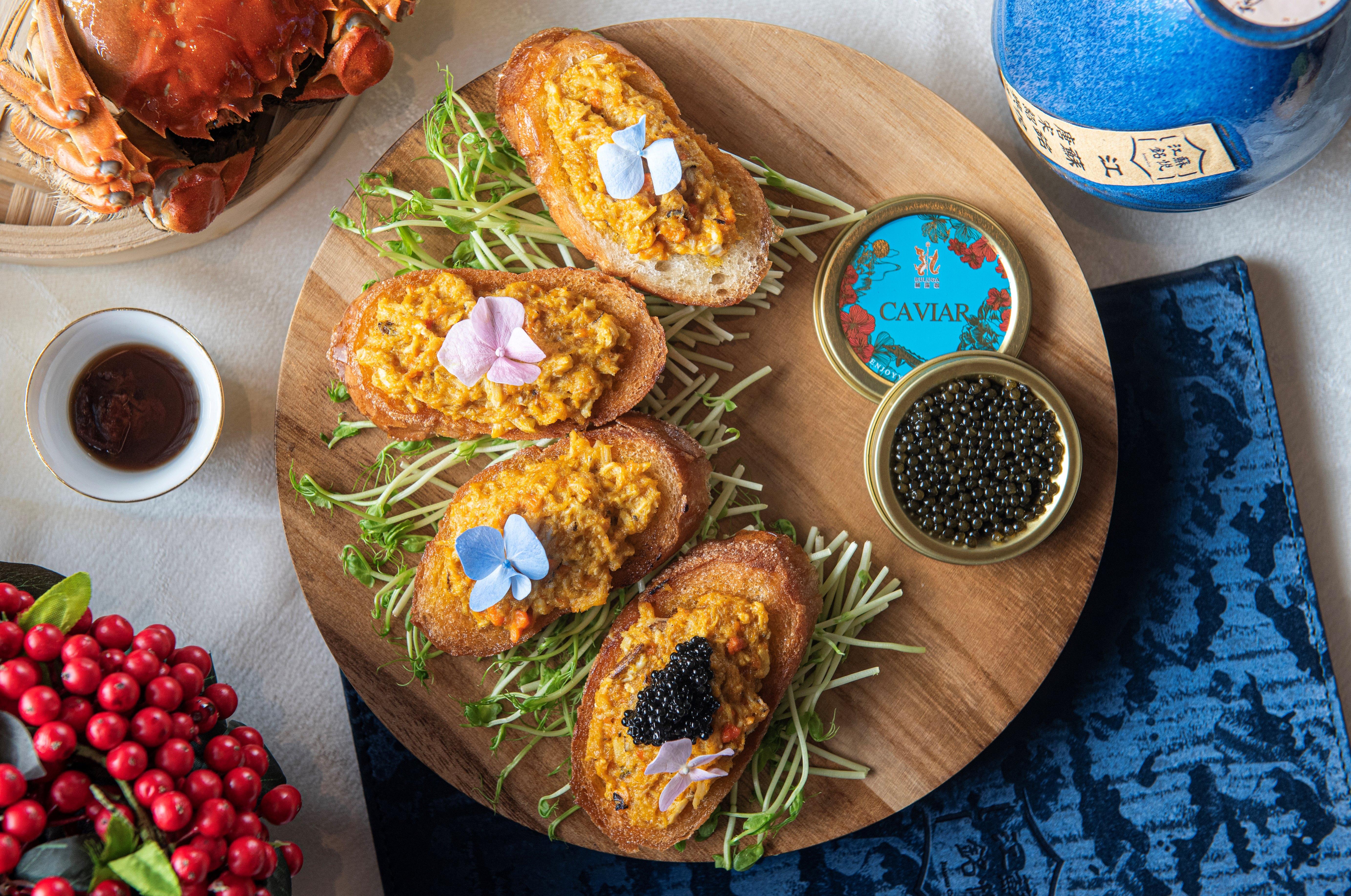 生拆蟹粉伴法包