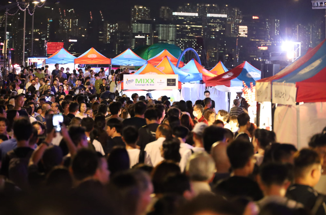 香港夜繽紛|邵家輝:應聚焦舉行市集 18區同時開設反而達不到效果