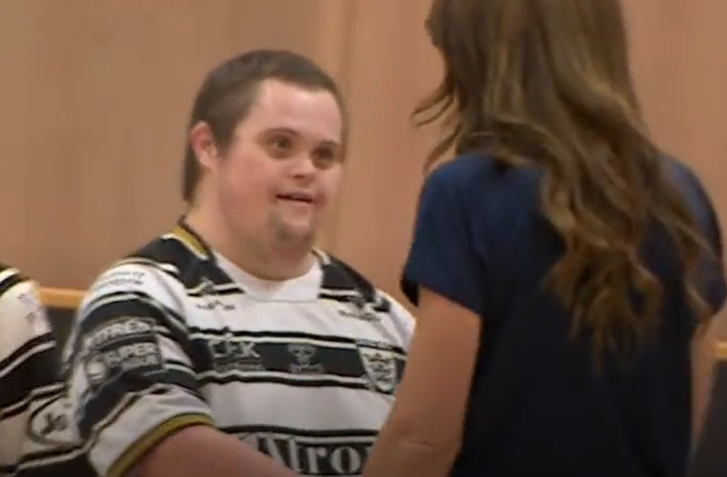 英國王室|凱特公開活動遭人從後非禮 反應大受讚賞