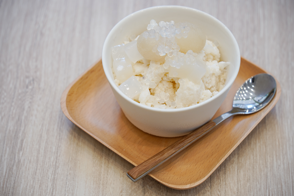 招牌甜品:龍眼椰果冰 (攝:李睿哲)