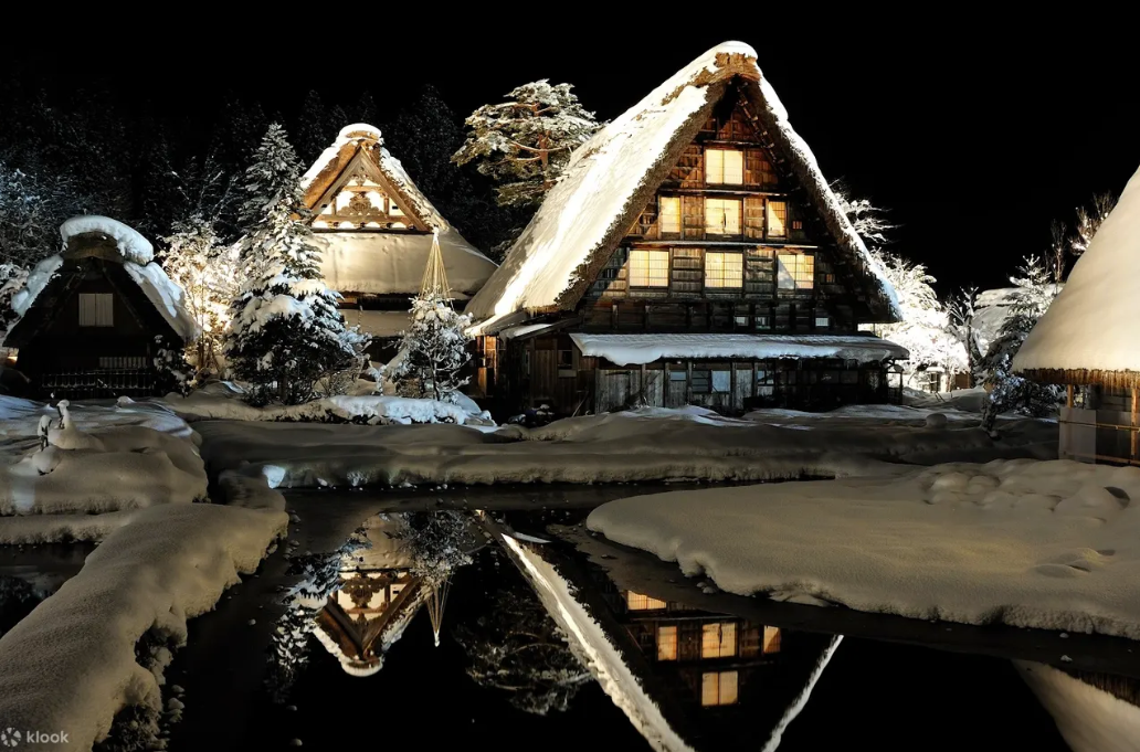 岐阜縣白川鄉以合掌屋村聞名