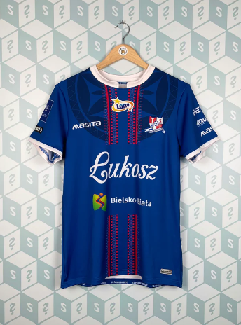 「波衫盲盒」內的球衣。(互聯網)