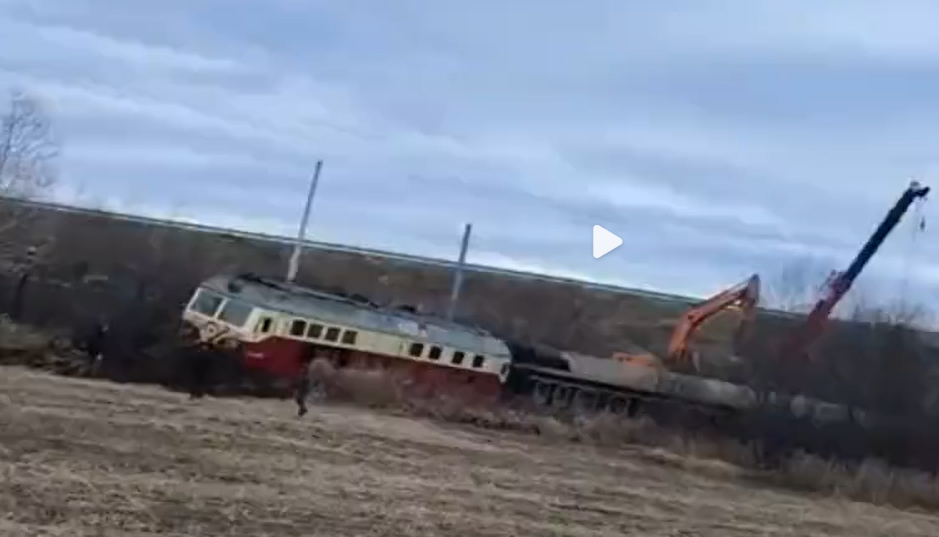 黑龍江鐵路意外令列車有車廂出軌(網上圖片)
