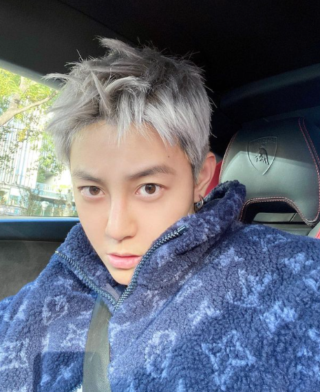 「女版陳冠希」皇甫聖華身高1.7米,背景包括上海出生及是SAMAY主理人(皇甫聖華 IG)