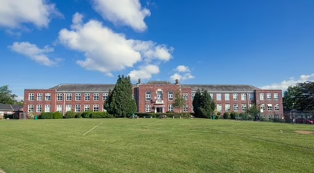 涉事女子高中Devonport High School for Girls。(互聯網)