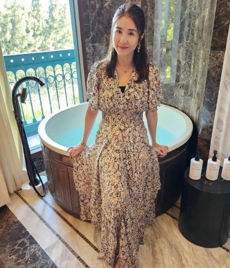 46歲的電波少女梁雪湄近況保養得宜,凍齡有術。(梁雪湄)