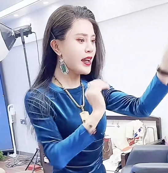 內地男扮女裝網紅羅大美遭綁架 3熟人轉走200萬後撕票