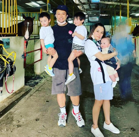 網民笑稱剛生完第4胎的張致恆一家痛失8萬元。(圖片來源:Instagram@stevencheung)