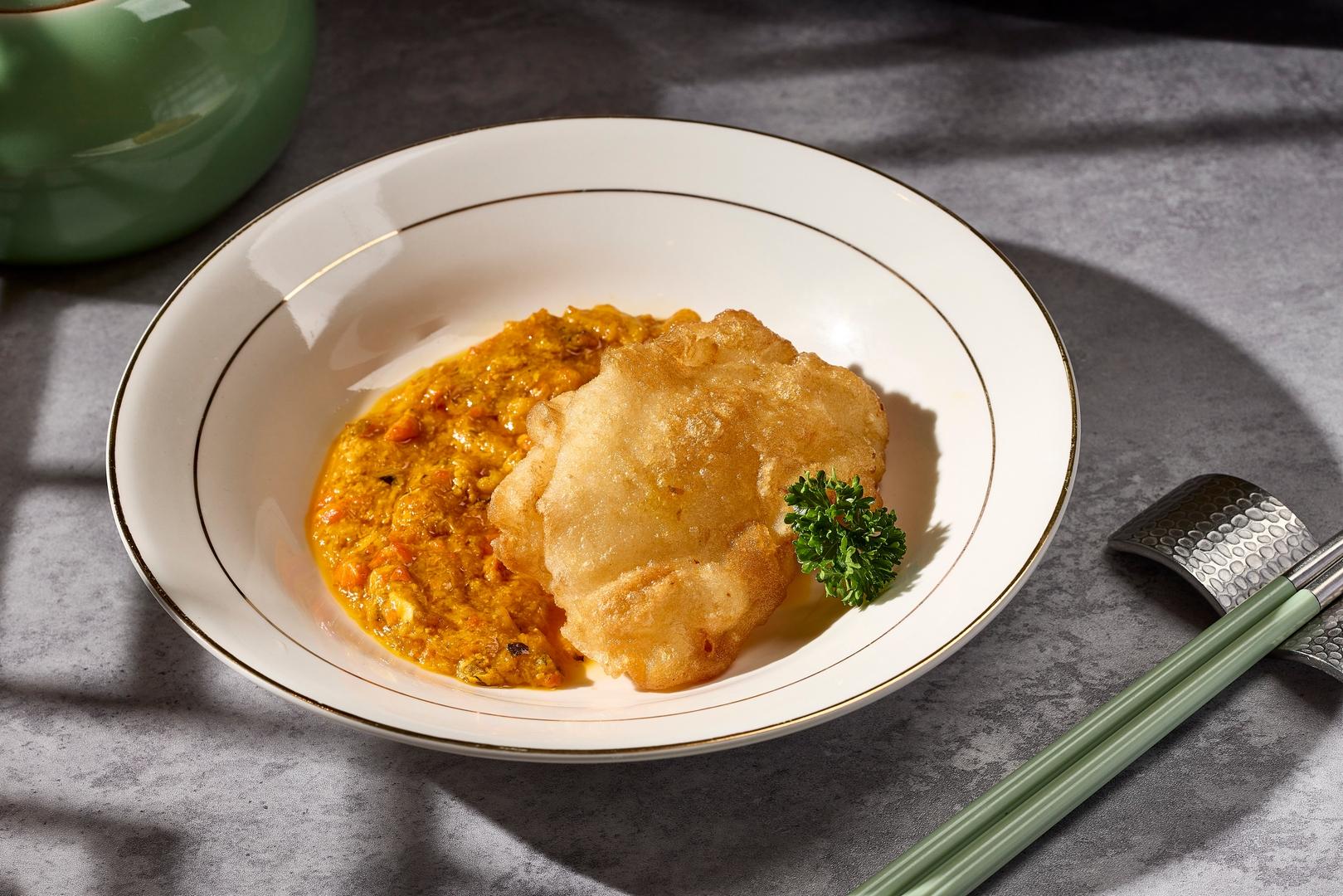 蟹粉脆皮百花釀花膠