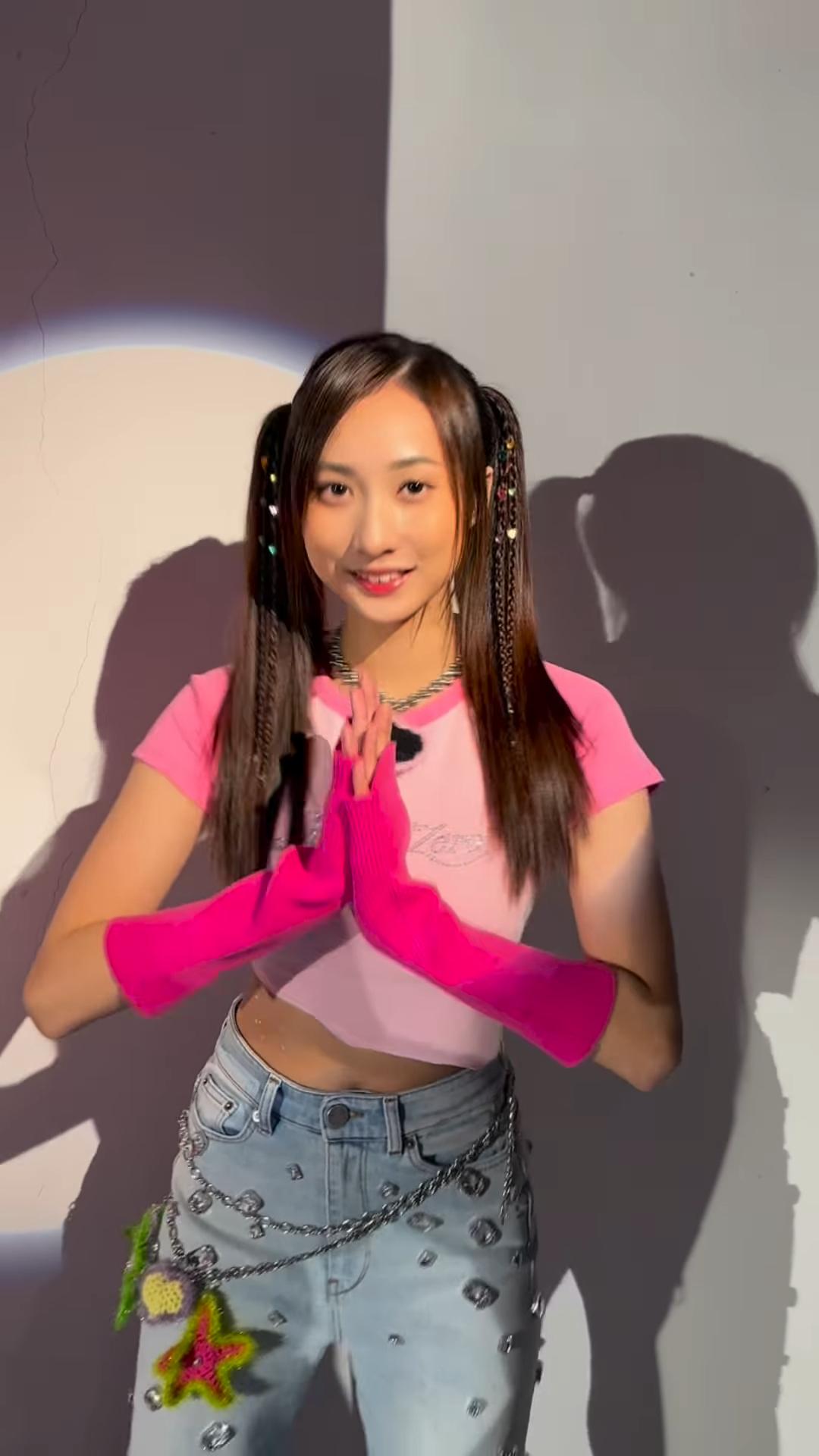 鍾柔美向來重視學業,有指她將會到海外升學。