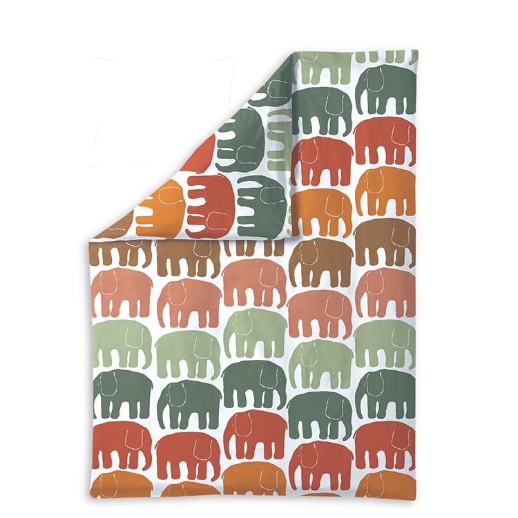 雅芳婷全新「窩心小被」共有5款圖案,包括2款可愛的卡通及3款與著名北歐品牌Finlayson合作的別注版圖案—大象、條紋及葉子。