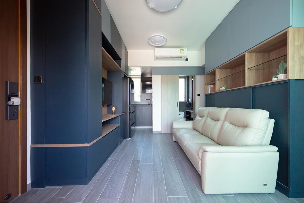 設計師特意挑選霧藍色較深沉的顏色主色調