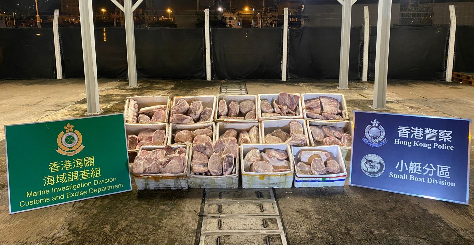 水警海關香港仔聯合反走私 檢市值120萬走私和牛4男逃去