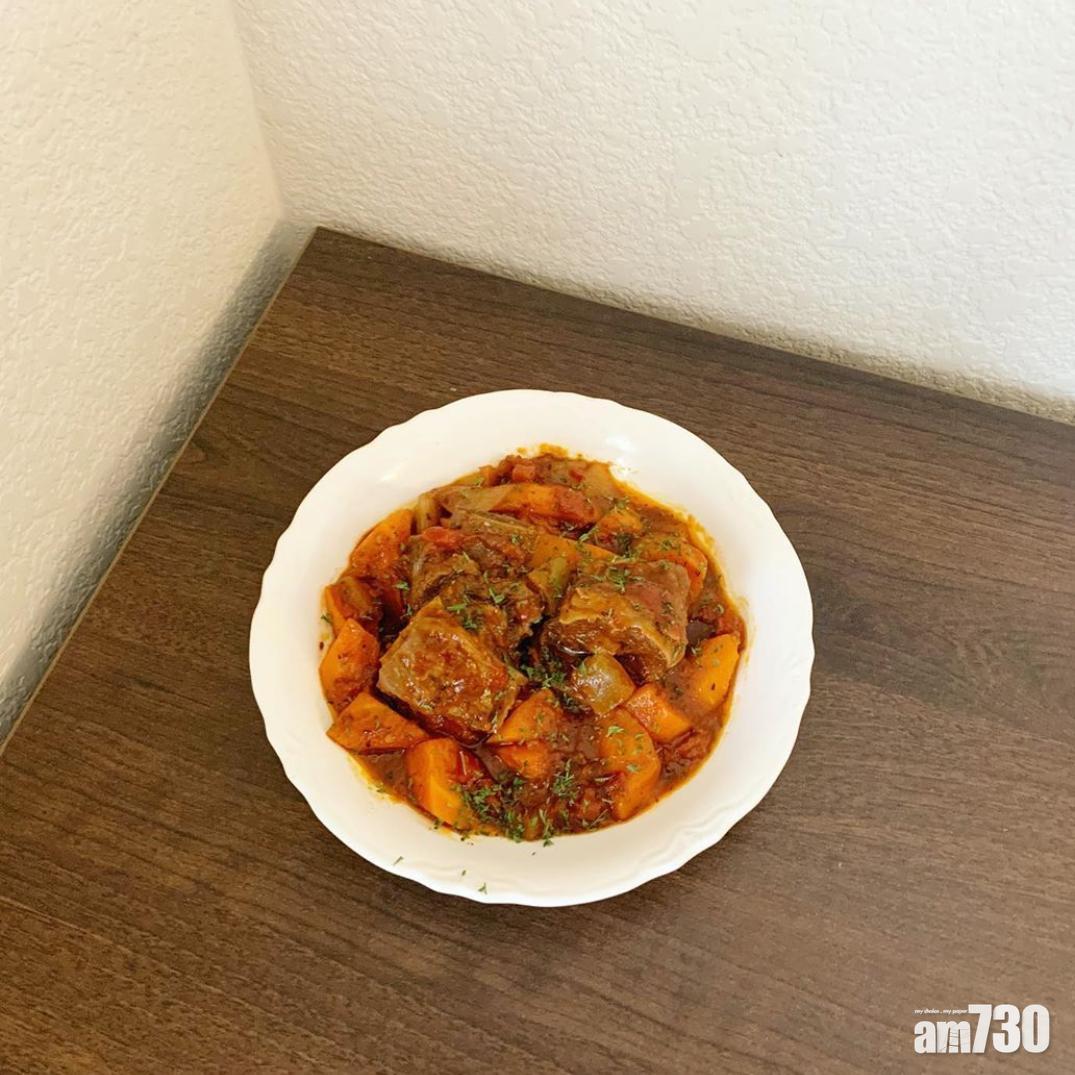 不少人都愛煮蕃茄燉牛肉作為餸菜。 (instagram@cindycookingadventures)