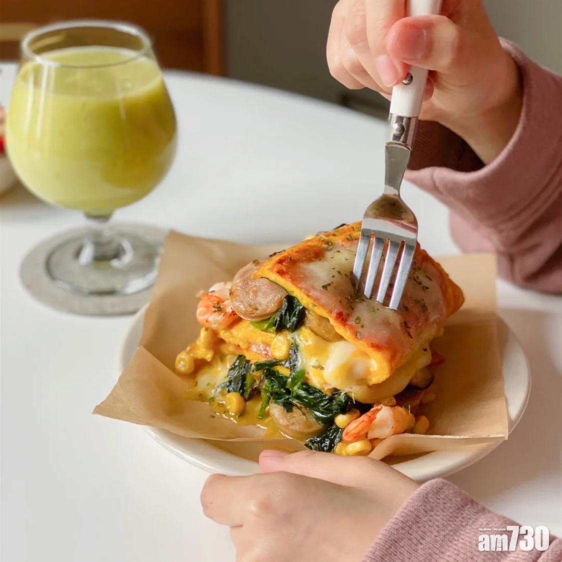 雞蛋食譜|芝士蛋餅PIZZA外表就像千層麵一樣。