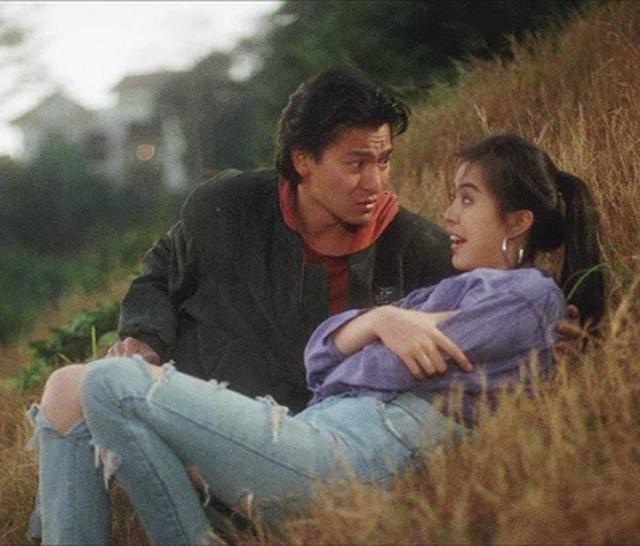 王祖賢除了《倩女幽魂》聶小倩一角,還參與了《賭神》與周潤發、劉德華、吳孟達合作。