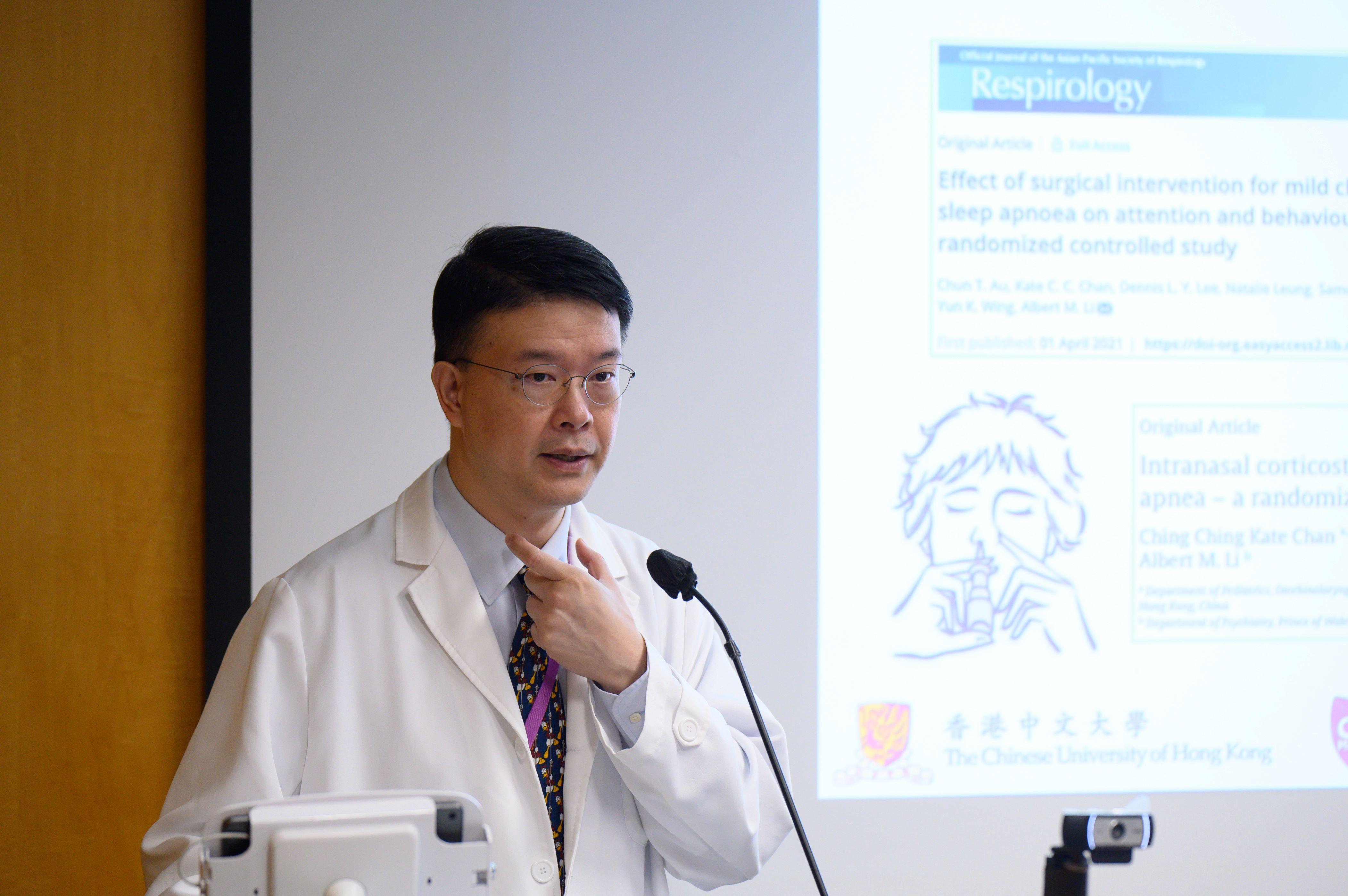 李民瞻教授提醒家長,應平衡手術對嚴重OSA兒童患者的好處和風險,而術後改善患者生活方式及控制體重,對管理病情同樣重要。 (中大提供)