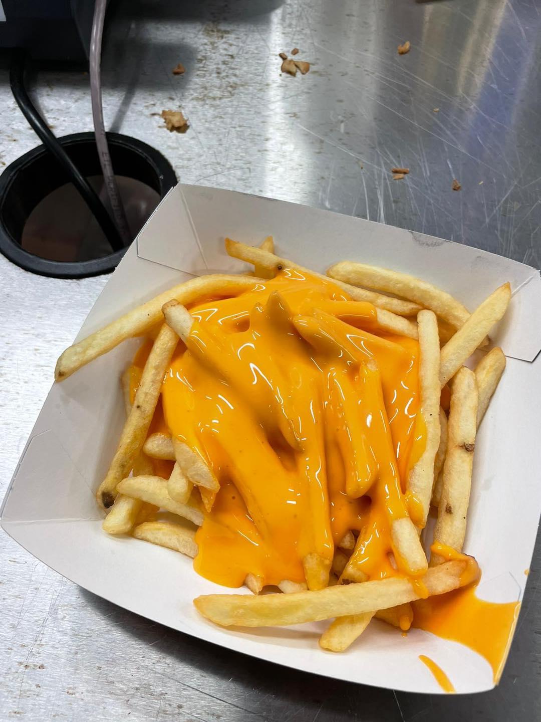 4英鎊薯條@史雲斯(Football Away Days)