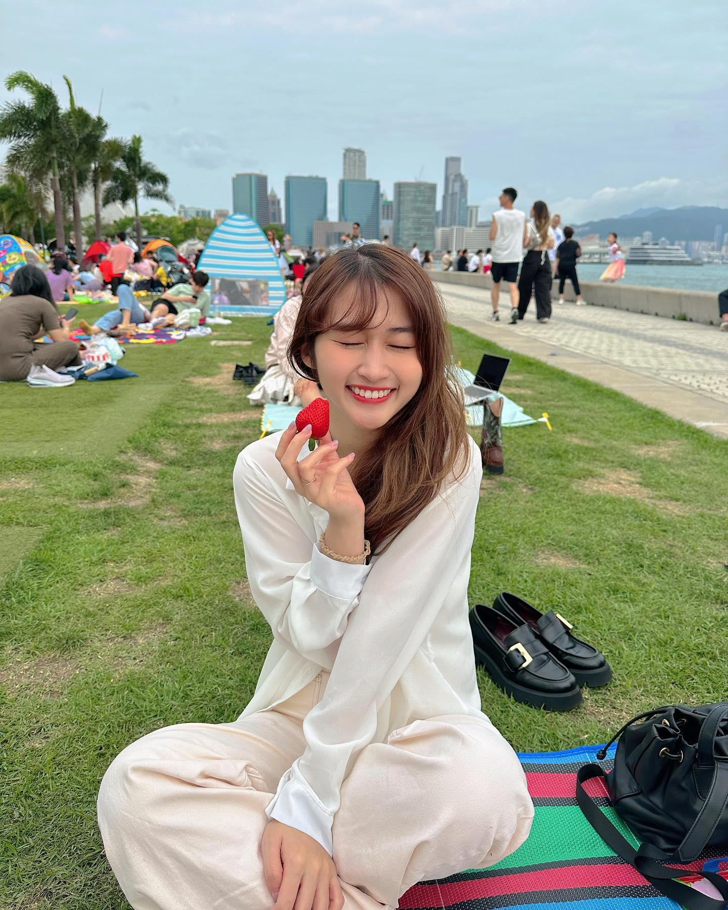 曹銦玲Natalie因hands up被網民大讚(曹銦玲IG)