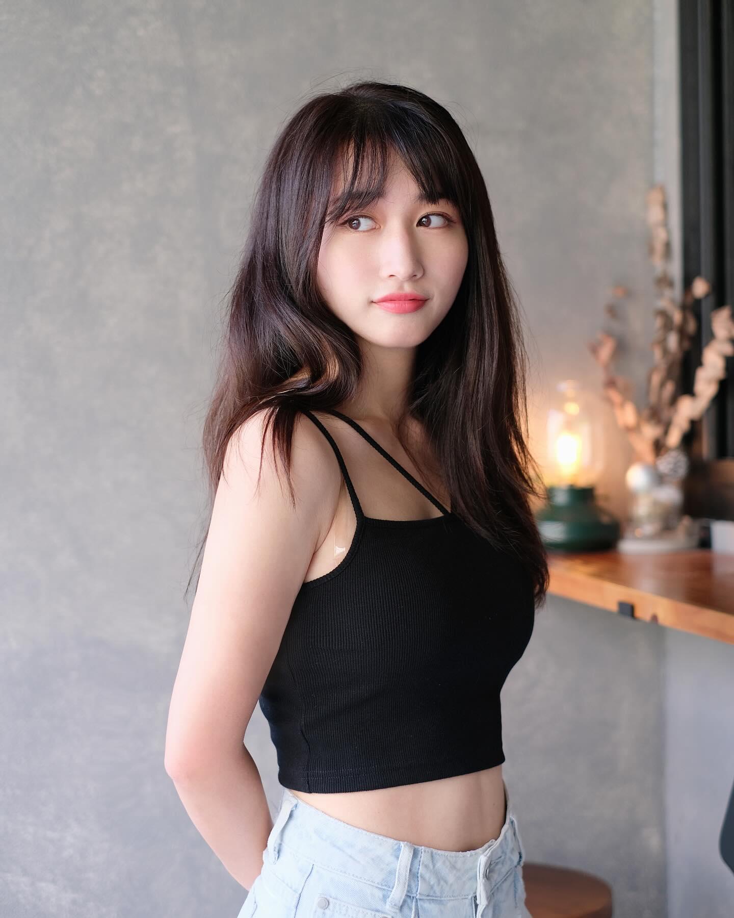 曹銦玲Natalie因hands up被網民大讚(曹銦玲IG)