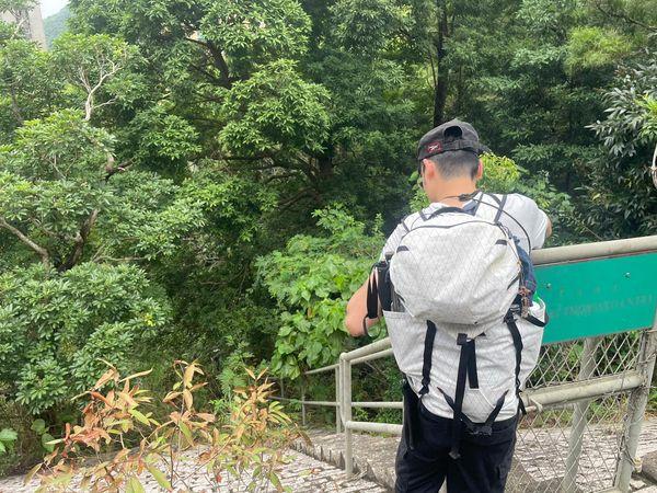 民間搜救隊昨日繼續在花心坑附近搜索。(郊野義務搜索隊CVST@fb圖)