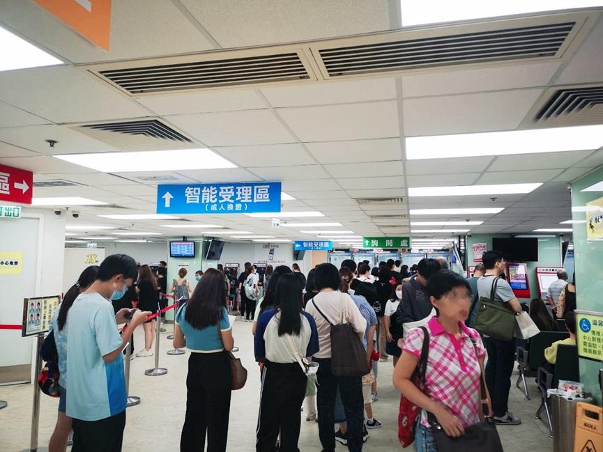 回鄉證|過期回鄉證有效期延至12月底 中旅證件服務提醒儘早換證