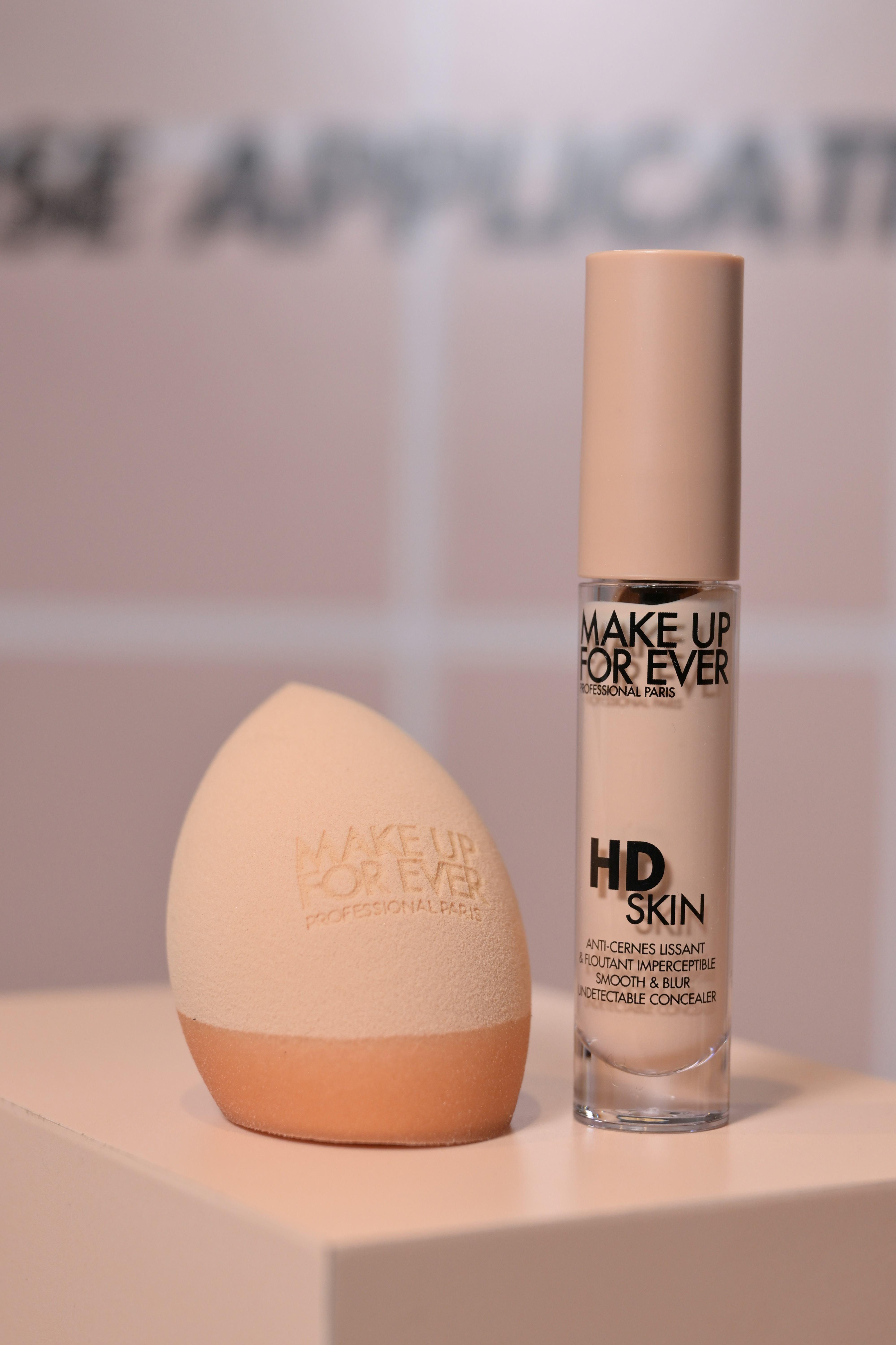 高清隱形遮瑕霜 $295、高清美妝蛋 $140