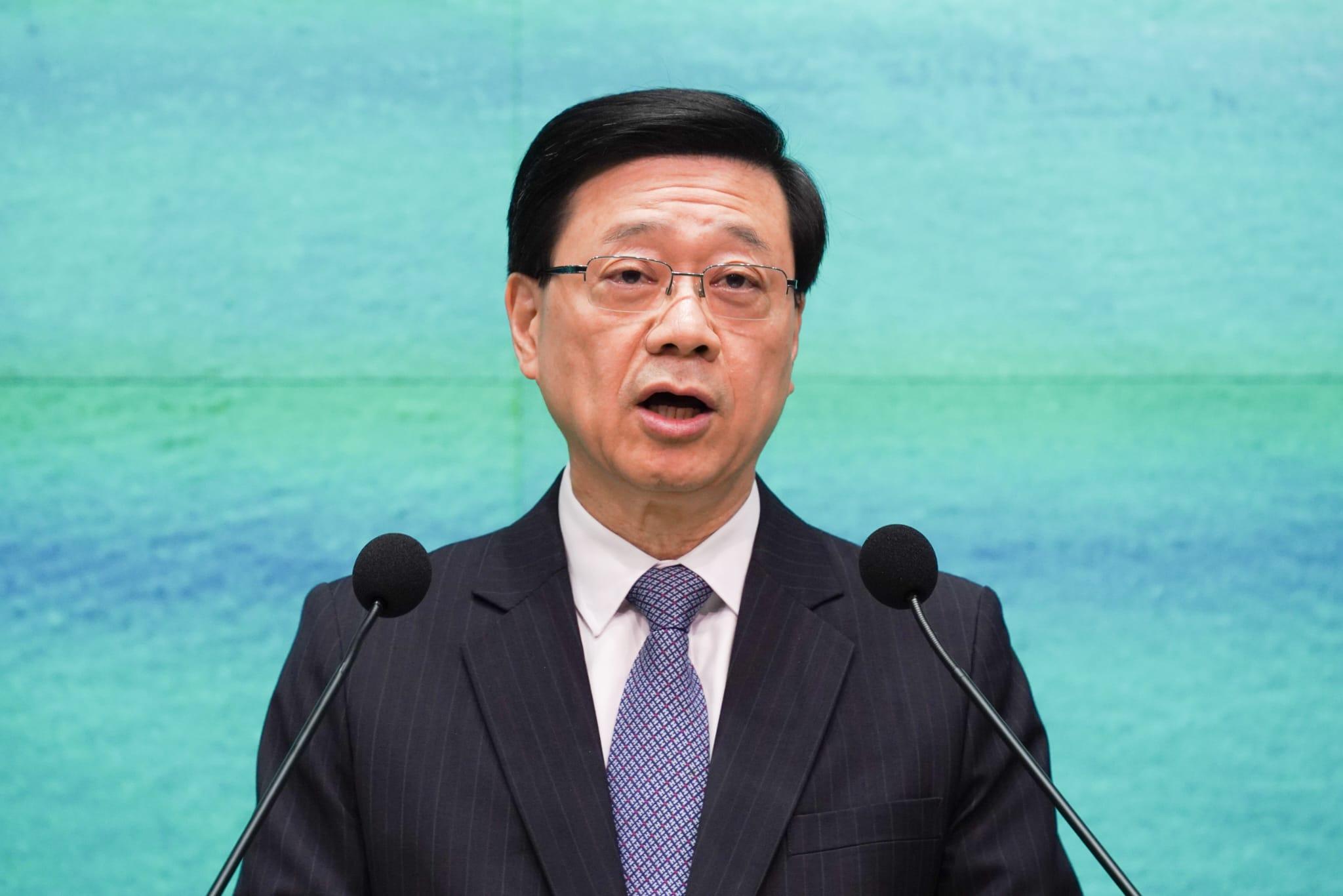 區議會選舉2023|李家超說,今屆參選人背景「多元多樣」,反映新制度有從中選優作用。(李睿哲攝)