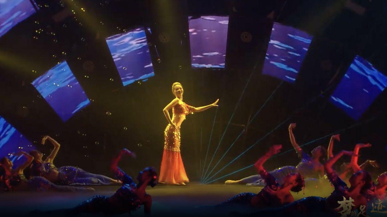 恒大歌舞團表演「年年有餘」(微博圖片)