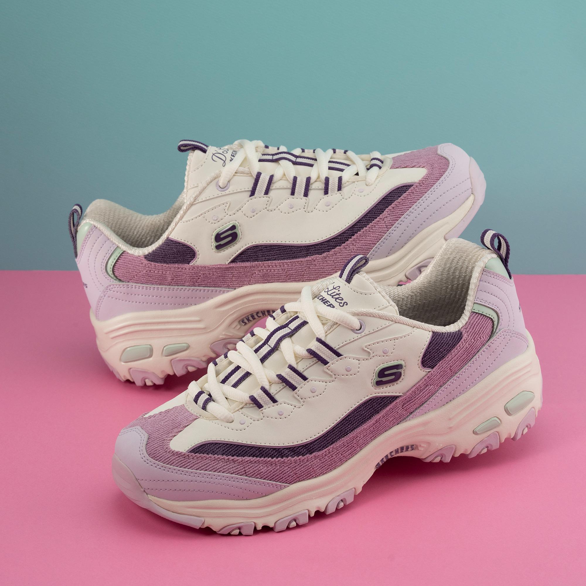 SKECHERS聯乘茶飲品牌「花斑茶社」推出D’Lites奶茶熊系列