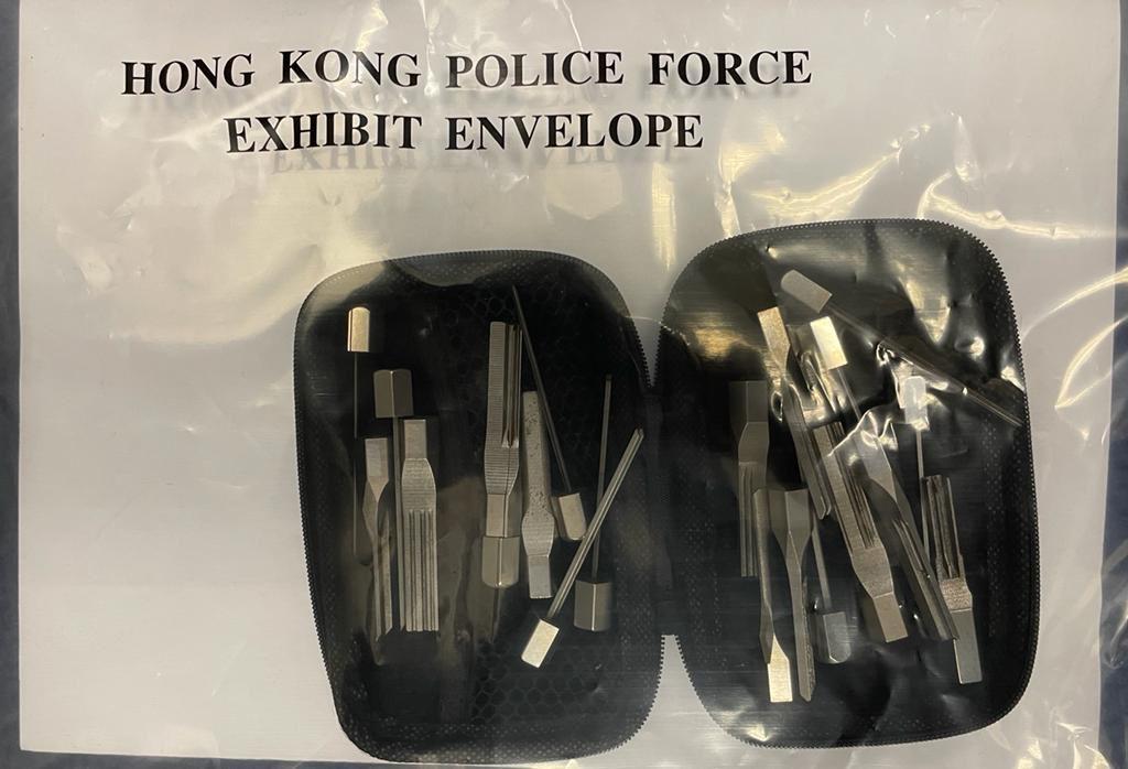 4內地竊匪坐船非法入境大澳遊蕩 兩人被捕一人跳海失蹤一人逃脫