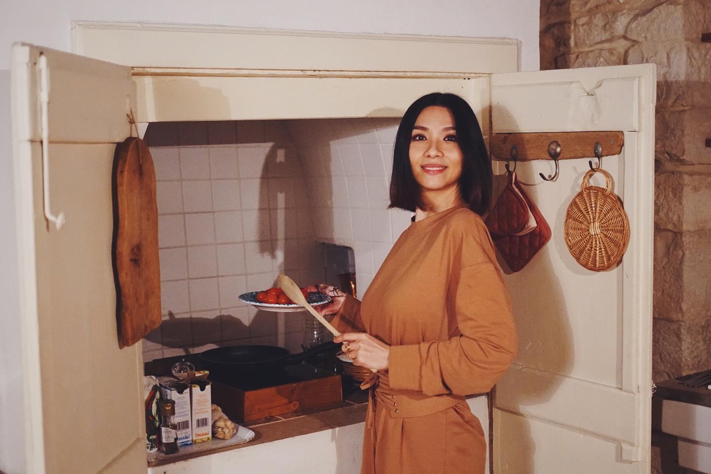 香港小姐1999|黃泆潼跳出TVB轉營DJ,成功衝出香港闖出一片天(黃泆潼IG)