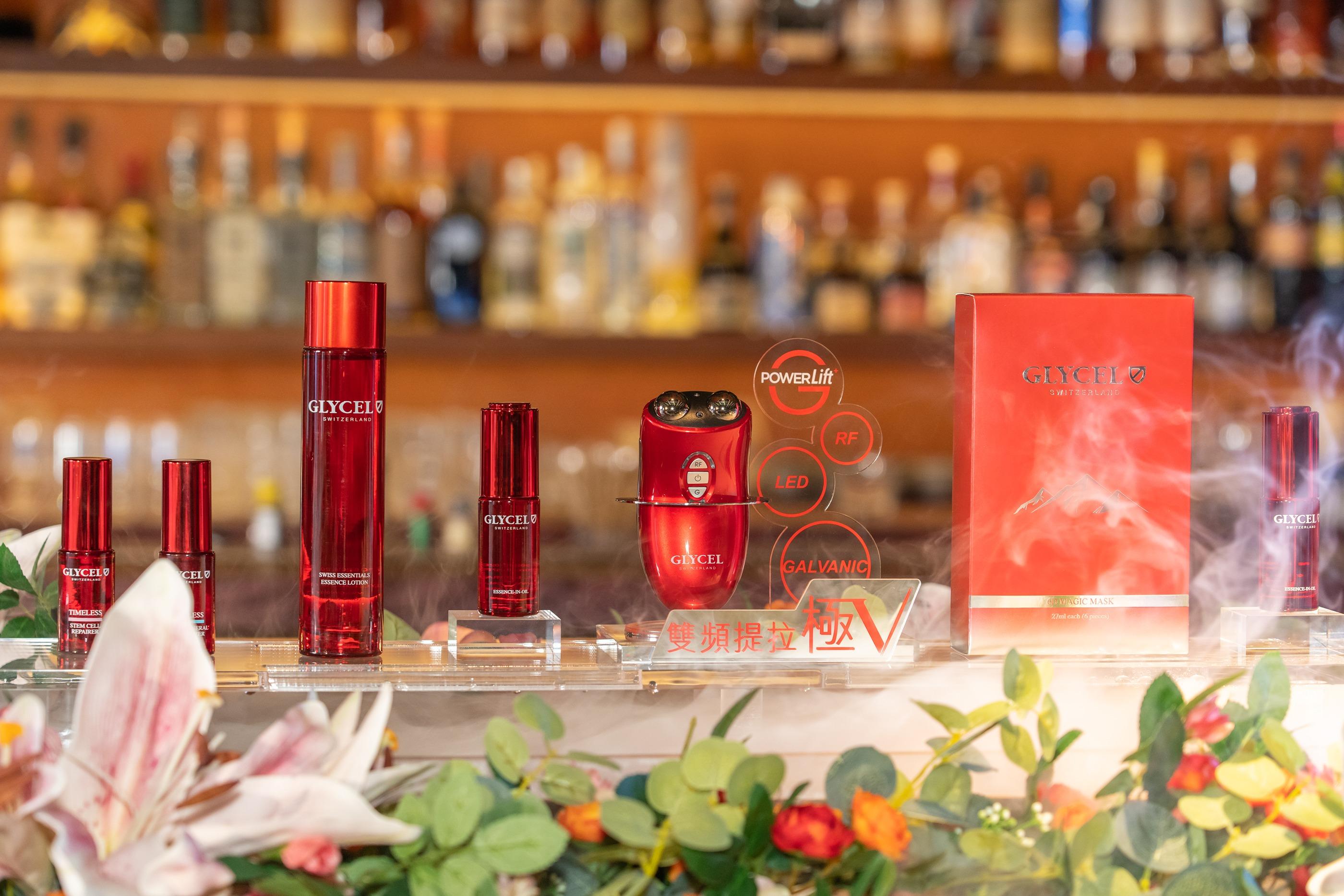 6D Magic Mask高效修護面膜配合GLYCEL熱賣的G-POWERLIFT+離子射頻緊膚儀,以及一系列王牌產品,將緊緻嫩膚的功效昇華。